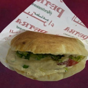 Hummos Sandwich